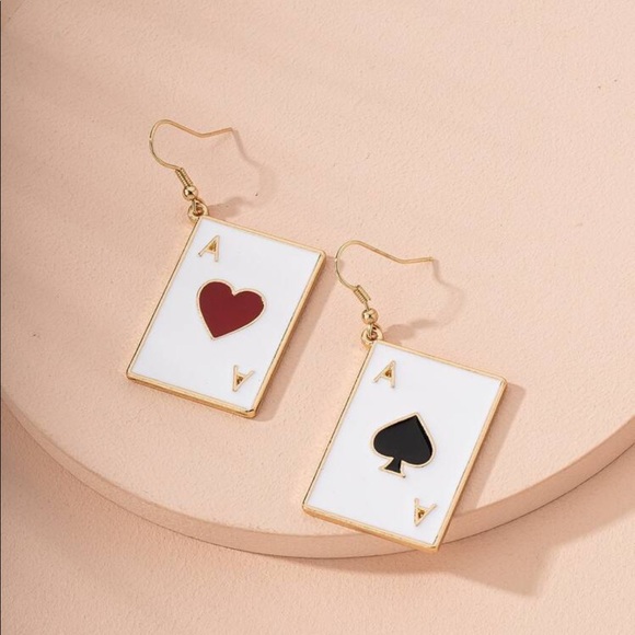Jewelry - NWT HAPPY NEW YEAR